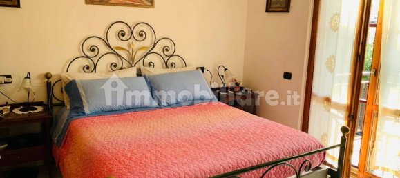 2 bedrooms House in Massa, Italy No. 355241 2