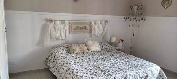 Квартира с 2 спальнями в Анцио, Италия № 200146 37