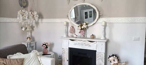 Квартира с 2 спальнями в Анцио, Италия № 200146 12