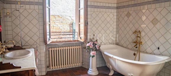 3 Schlafzimmer Wohnung in Città di Castello, Italy, Nr. 267197 24