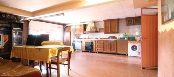 7 bedrooms Villa in Roverbella, Italy No. 61618 14