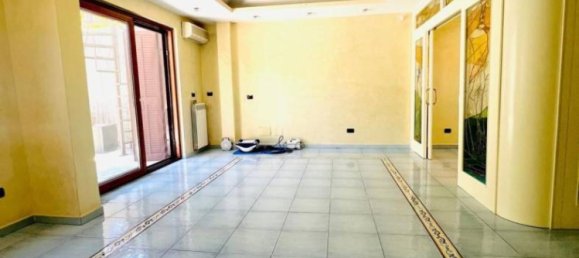 Casa de 3 dormitorios en Pozzuoli, Italy No. 297681 8