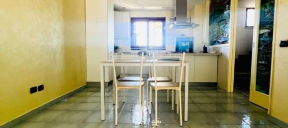 Casa de 3 dormitorios en Pozzuoli, Italy No. 297681 12