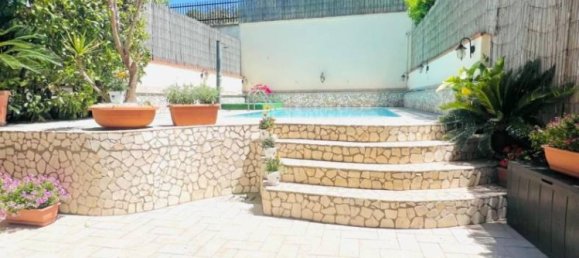 Casa de 3 dormitorios en Pozzuoli, Italy No. 297681 5