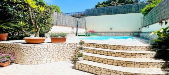 Casa de 3 dormitorios en Pozzuoli, Italy No. 297681 4