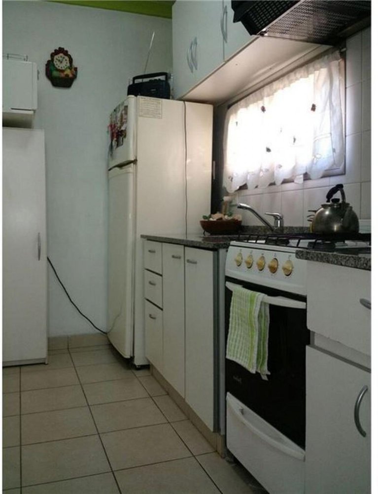 Studio in Lanus, Argentina No. 20457