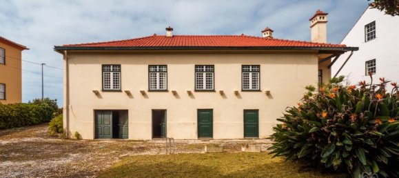 Casa T5 em São Félix da Marinha, Portugal N.º 107598 2