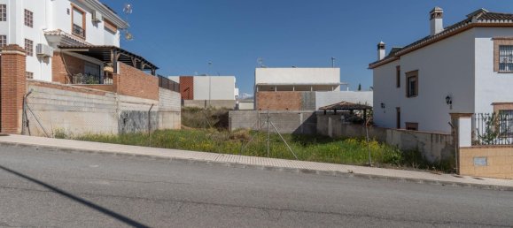 318m² Land in Peligros, Spain No. 175148 3