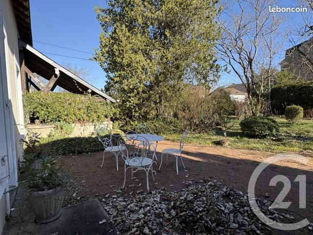 Дом с 4 спальнями в Шатору, Франция № 310700