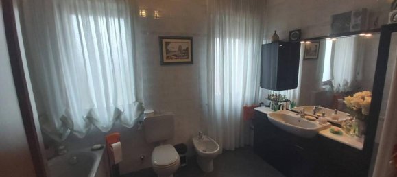 4 rooms Apartment in Turin, Italy No. 128839 27