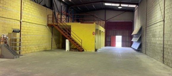 Склад 340м² в Андалусия, Испания № 148090 3