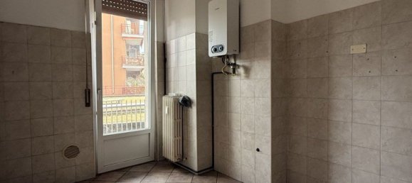 3 Schlafzimmer Wohnung in Vittuone, Italy, Nr. 357937 5