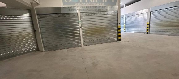 1 room Parking in Rome, Italy No. 25000 10