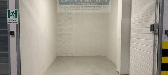 1 room Parking in Rome, Italy No. 25000 22