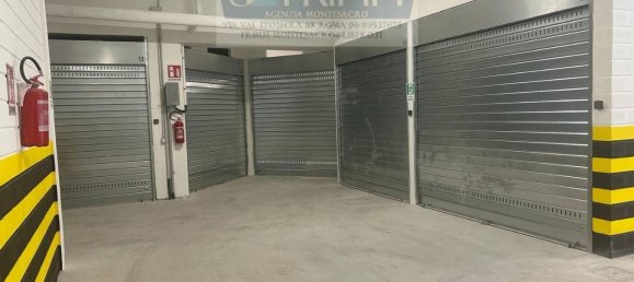 1 room Parking in Rome, Italy No. 25000 9