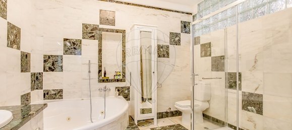 5 Schlafzimmer Haus in Corroios, Portugal, Nr. 22331 9