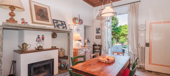 4 Schlafzimmer Villa in Erba, Italy, Nr. 266205 12