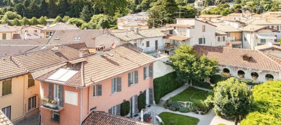 4 Schlafzimmer Villa in Erba, Italy, Nr. 266205 32