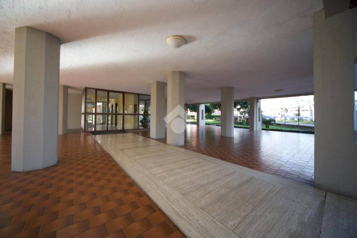 14m² Garage in Turin, Italy No. 322035