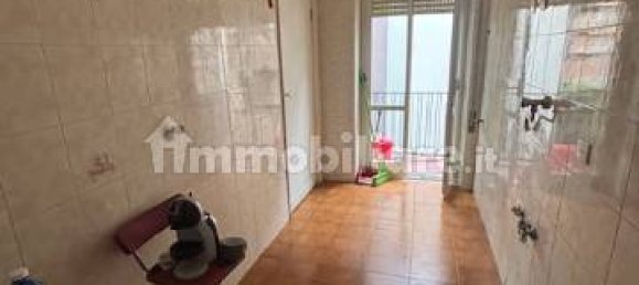 3 bedrooms Apartment in Rome, Italy No. 320180 20