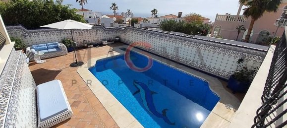 7 bedrooms House in Adeje, Spain No. 86630 3