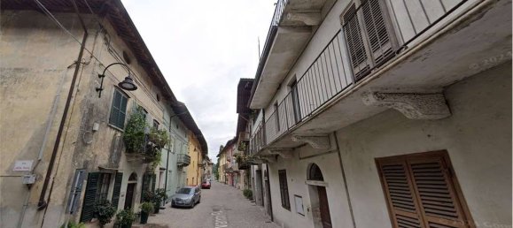 3 bedrooms House in Piverone, Italy No. 211849 4