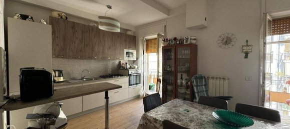 3 Schlafzimmer Wohnung in Gragnano, Italy, Nr. 79967 10