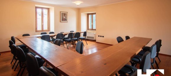 5 bedrooms Villa in Calvagese della Riviera, Italy No. 299148 11