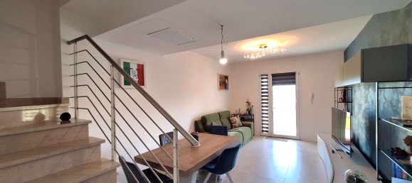 6غرفة منزل في Osimo, Italy رقم 39829 2