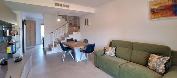 6غرفة منزل في Osimo, Italy رقم 39829 5