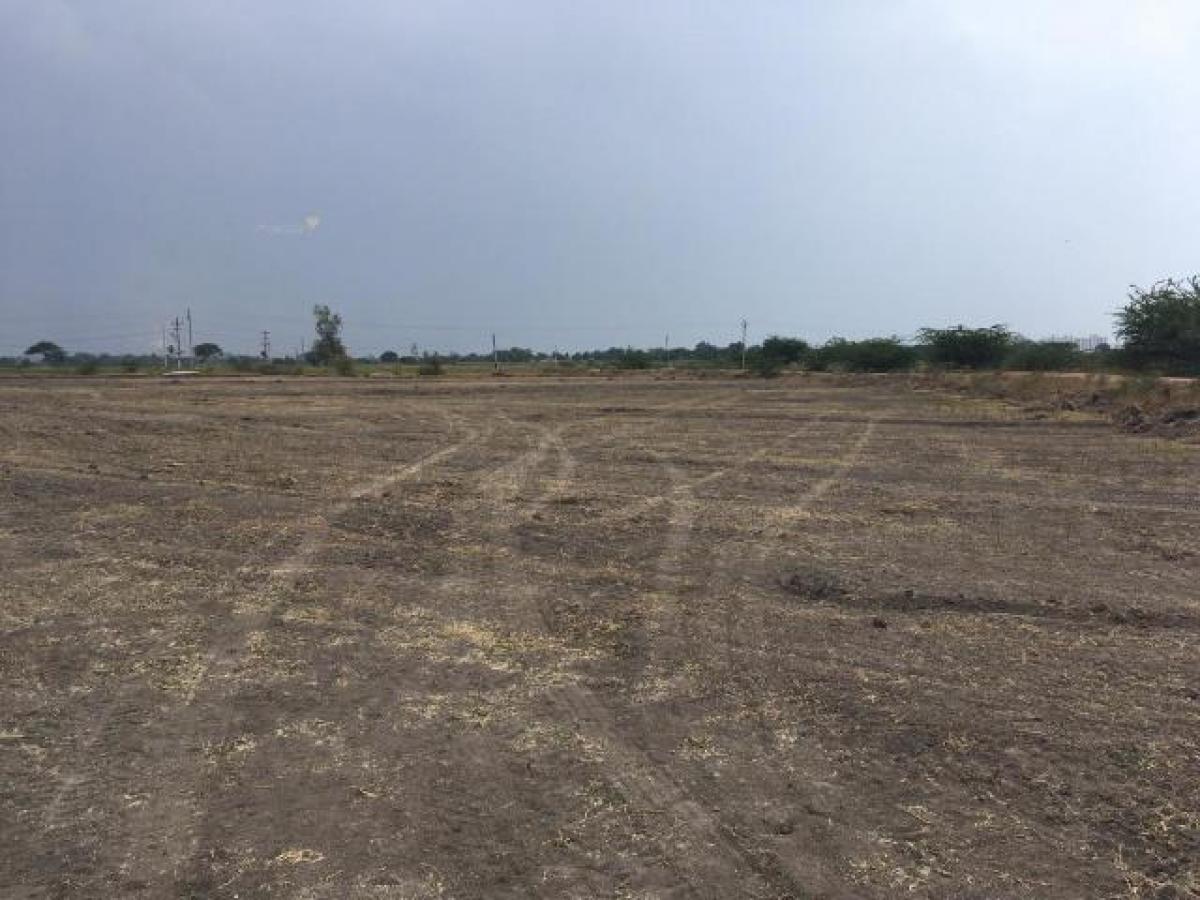  Land in Hyderabad, India No. 39530