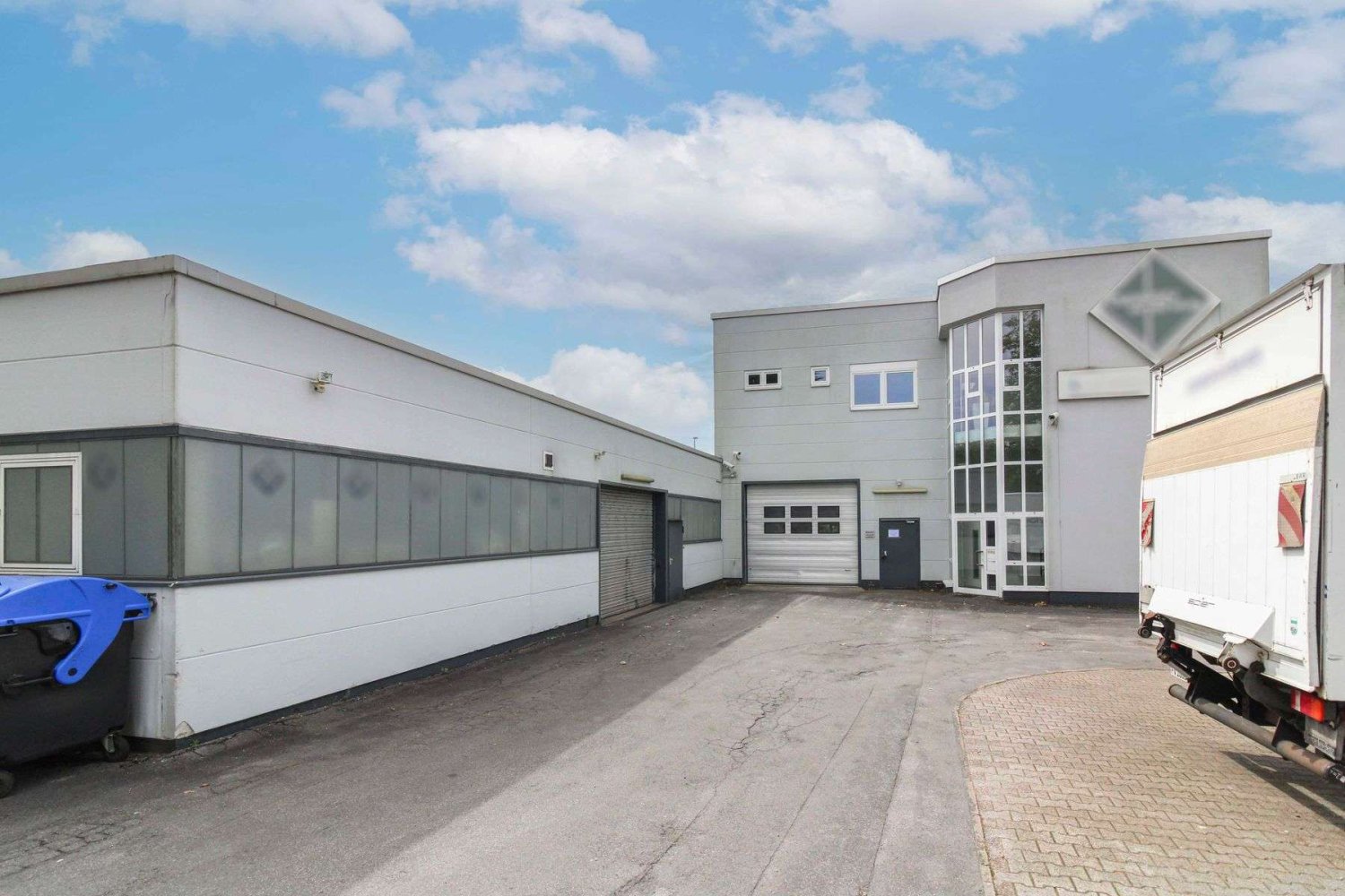 Entrepôt à Mettmann, Germany 1065m² No. 367977