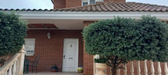 4 chambres Villa à San Vicente del Raspeig, Spain No. 104668 2