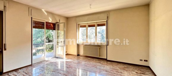 4 bedrooms Villa in Nembro, Italy No. 282340 8