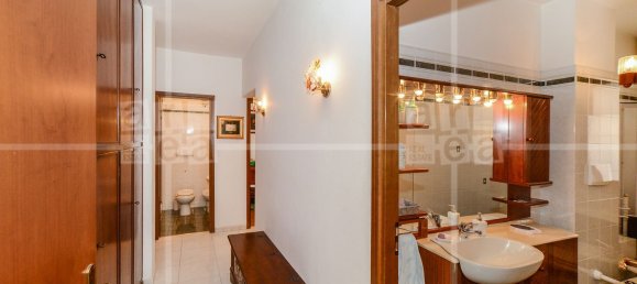 4-Zimmer Wohnung in Rome, Italy, Nr. 204218 4