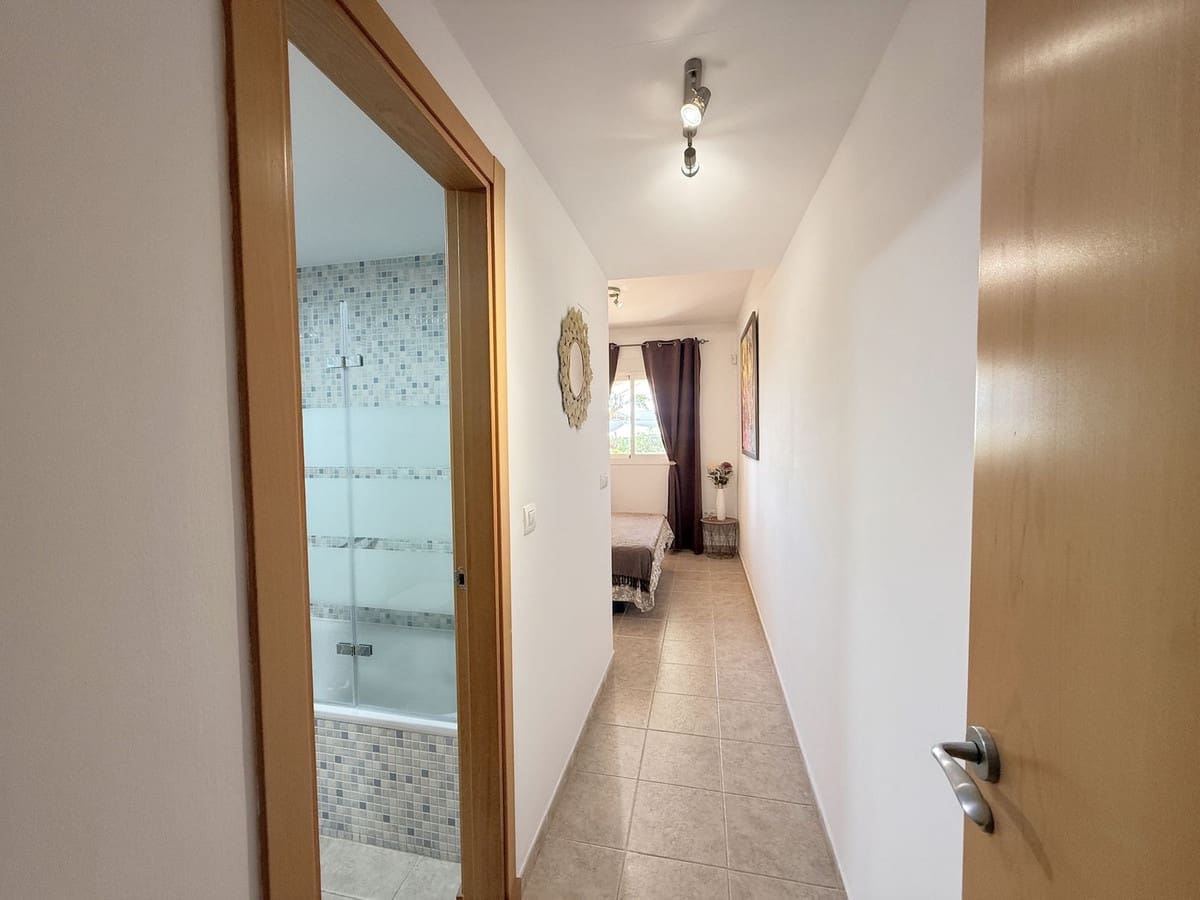 2 bedrooms Apartment in Casares, Spain No. 221693