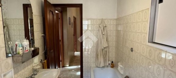 5 rooms Apartment in Genoa, Italy No. 106640 20