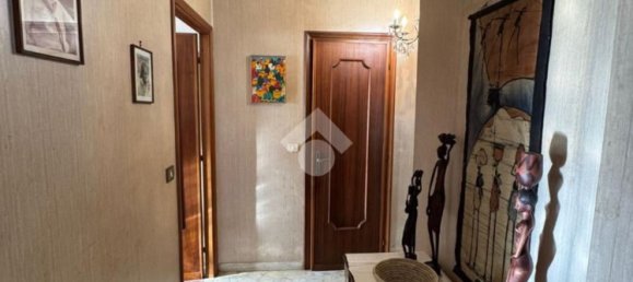 5 rooms Apartment in Genoa, Italy No. 106640 12