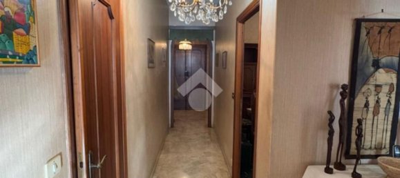 5 rooms Apartment in Genoa, Italy No. 106640 13