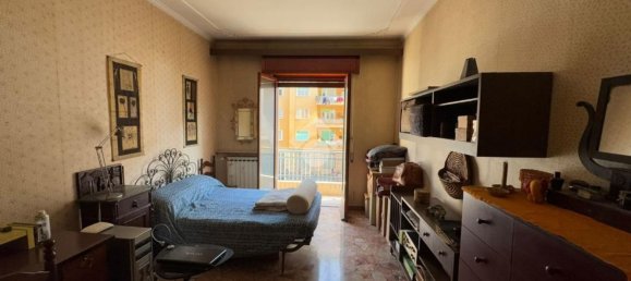 5 rooms Apartment in Genoa, Italy No. 106640 4