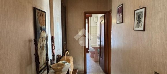5 rooms Apartment in Genoa, Italy No. 106640 11