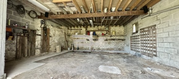 Дом с 6 спальнями в Мюизон, Франция № 72341 10