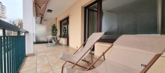 Apartamento de 1 dormitorio en Annecy, France No. 331366 2