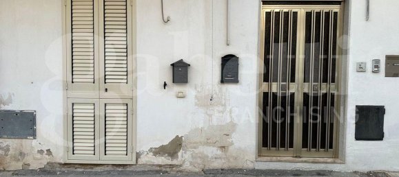 2 rooms Apartment in Noto, Italy No. 13724 3