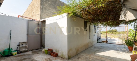  Land in Carlentini, Italy No. 316935 27