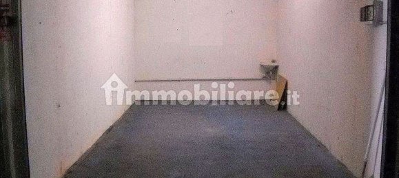 20m² Garage in Rome, Italy No. 48553 2