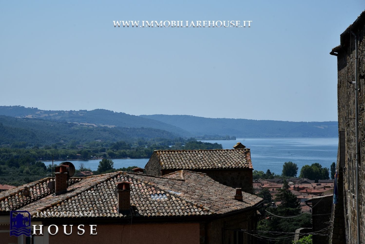 Вилла с 5 комнатами в Больсена, Италия № 257726