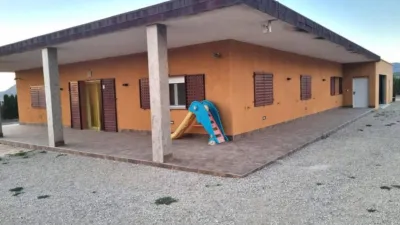 Дом с 3 спальнями в Екла, Испания № 240441