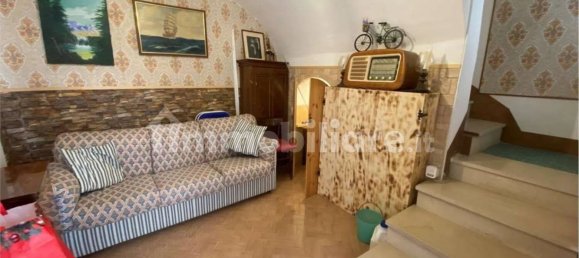 2 bedrooms Apartment in Alvito, Italy No. 75307 3