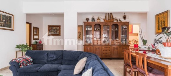 2 bedrooms Apartment in Rome, Italy No. 168733 9
